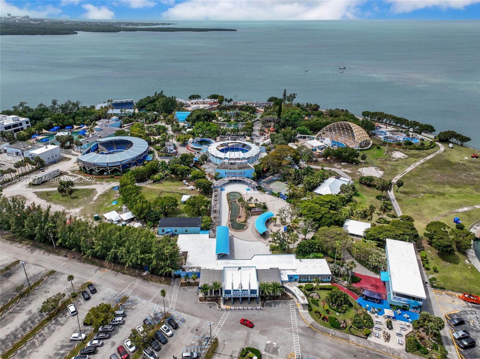 TROPICAL ISLE HOMES SUB 4 - Residential