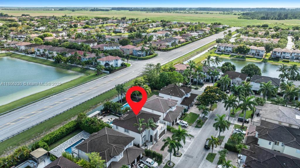 CRESTVIEW LAKES - Residential