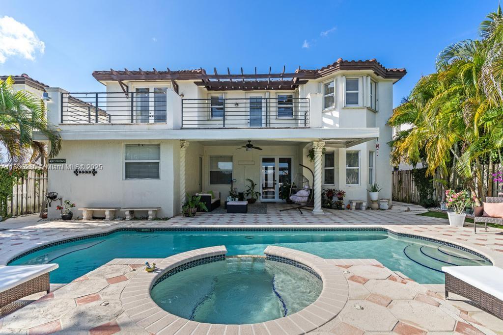 CRESTVIEW LAKES - Residential