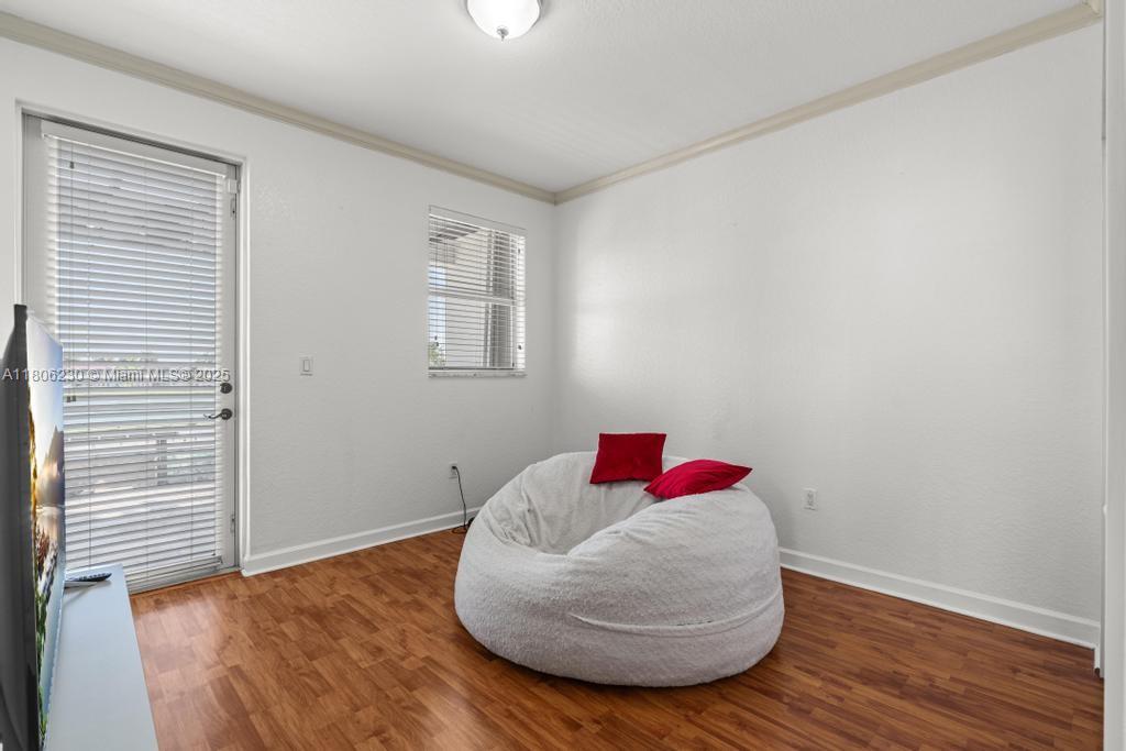 CRESTVIEW LAKES - Residential