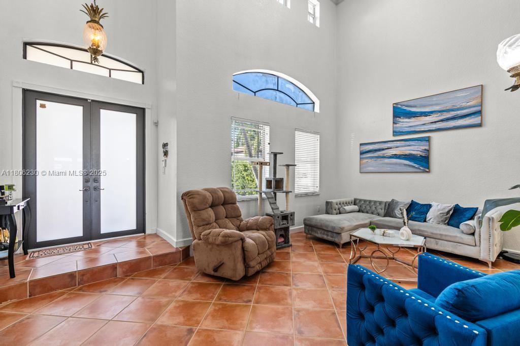 CRESTVIEW LAKES - Residential
