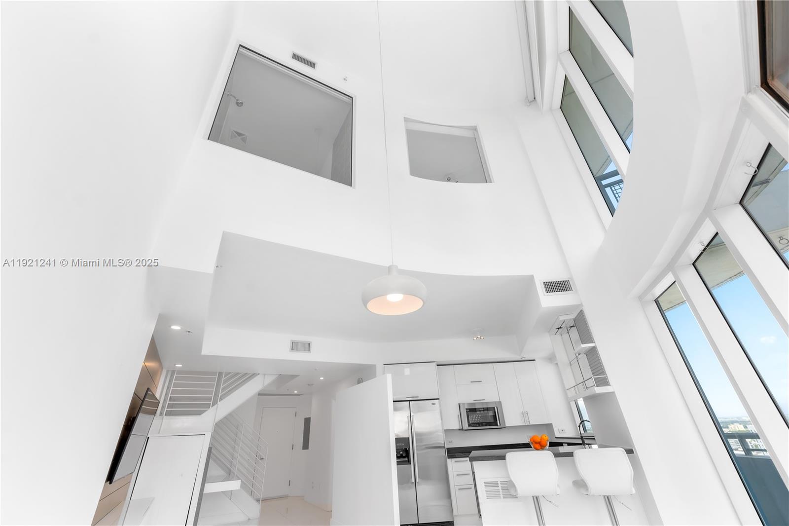 INFINITY AT BRICKELL COND - Residential