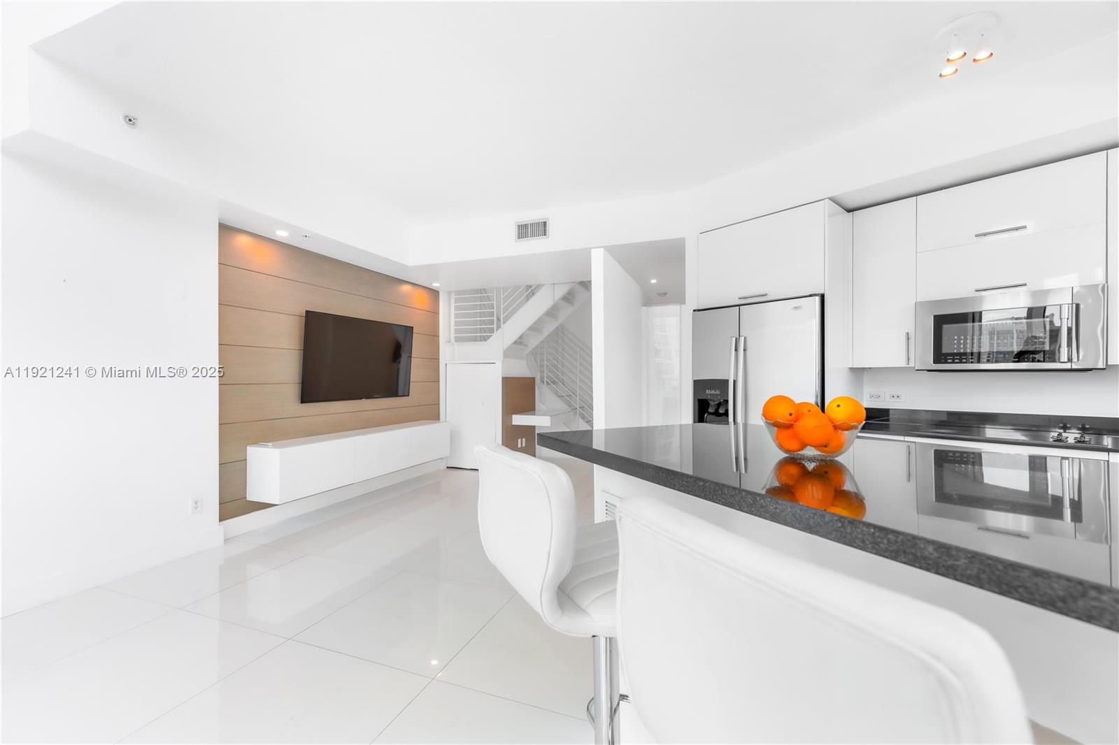 INFINITY AT BRICKELL COND - Residential