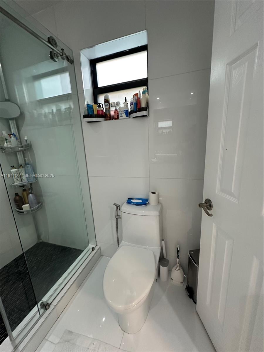 MAJESTIC HOMES - Residential