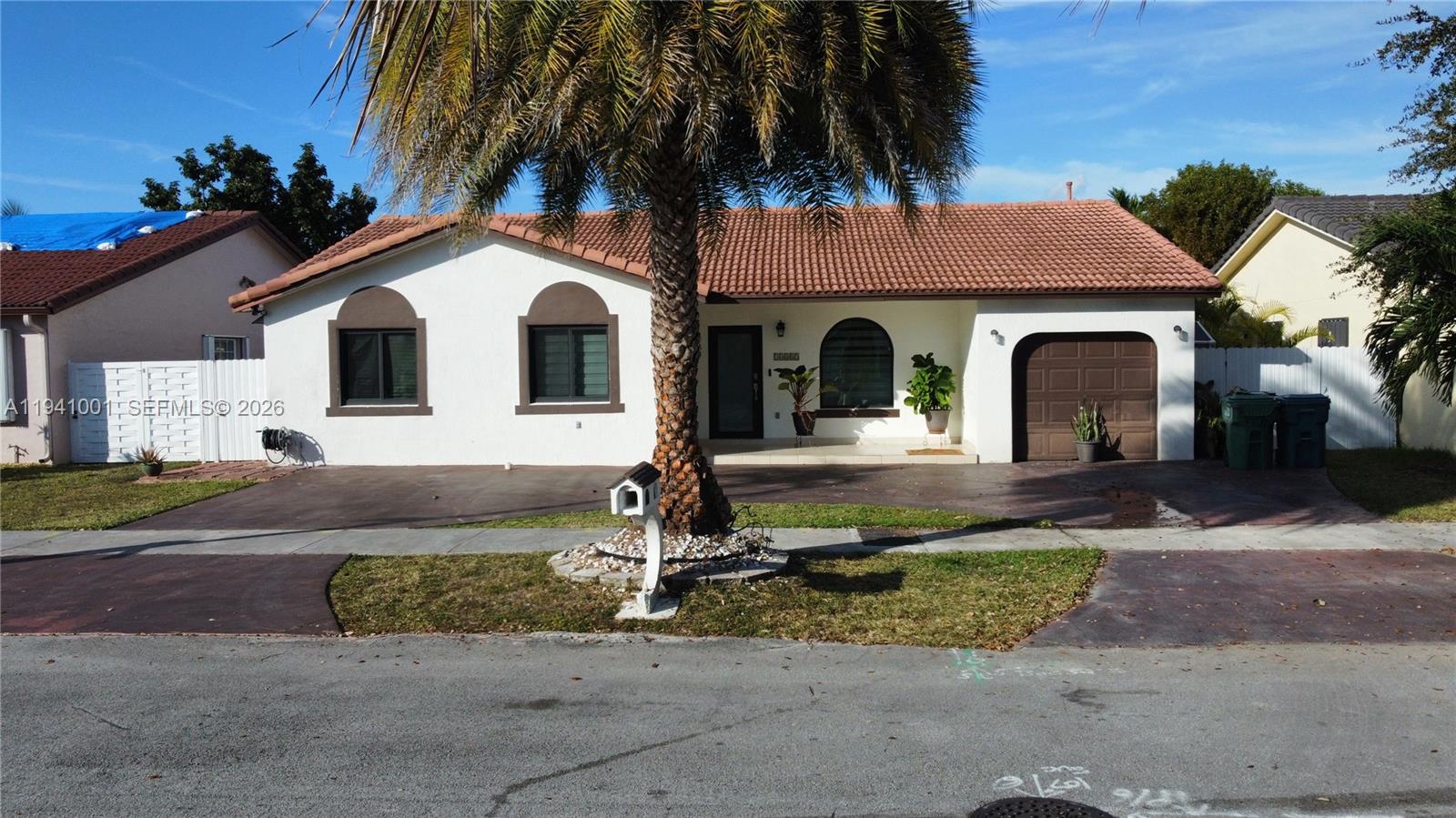 MAJESTIC HOMES - Residential