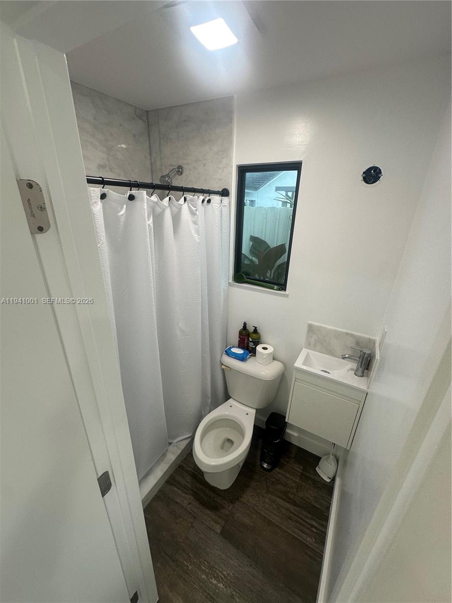 MAJESTIC HOMES - Residential