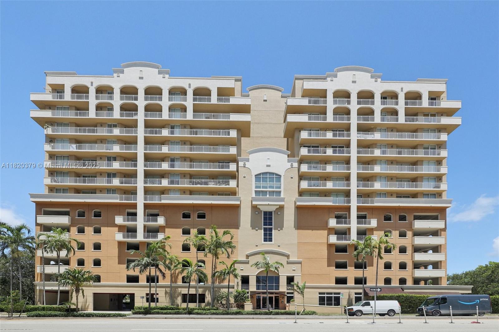 CATALONIA CONDO - Residential
