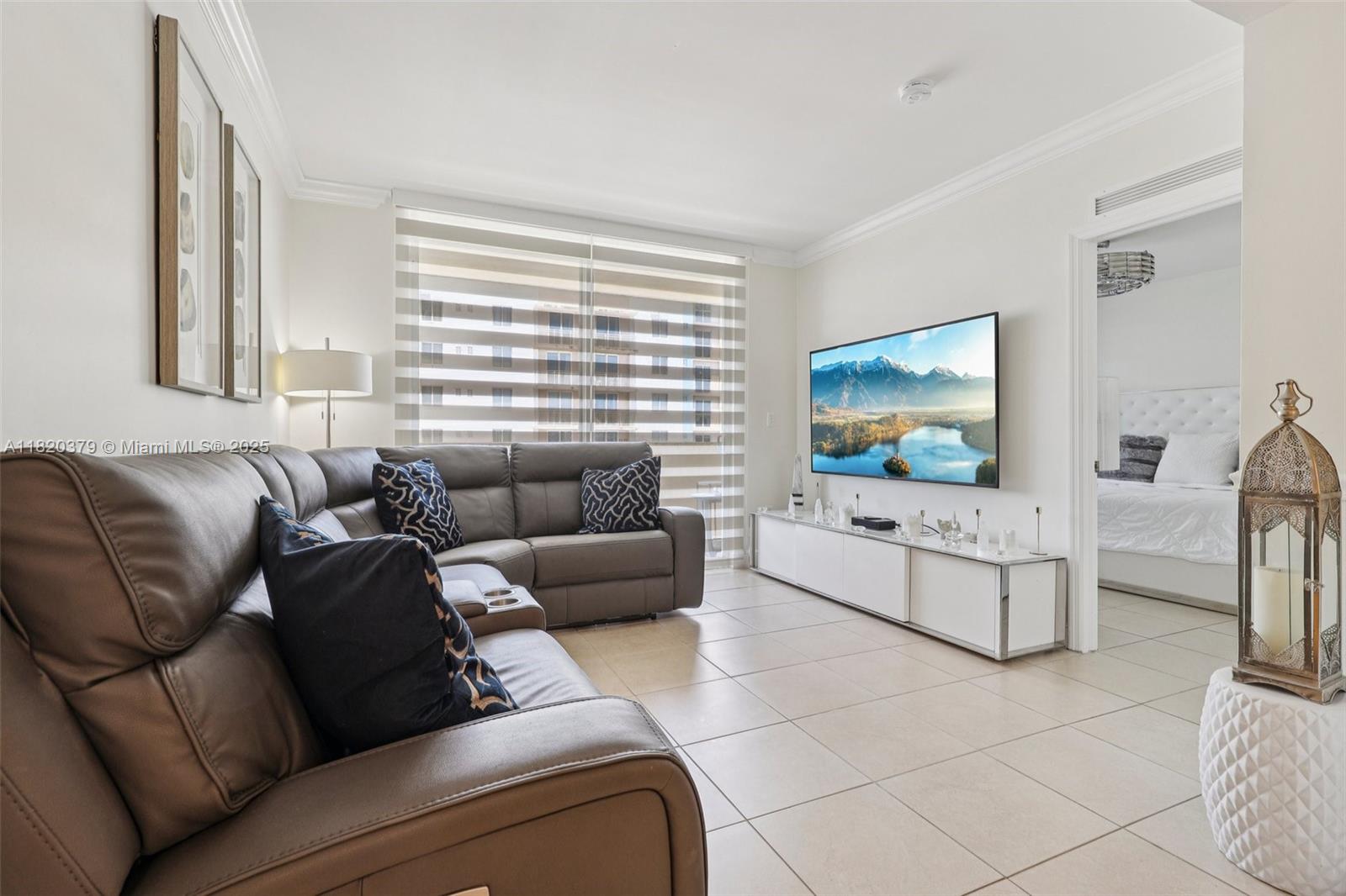 CATALONIA CONDO - Residential