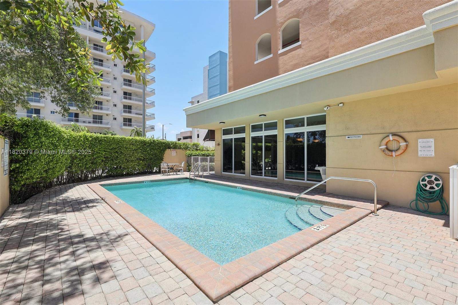 CATALONIA CONDO - Residential