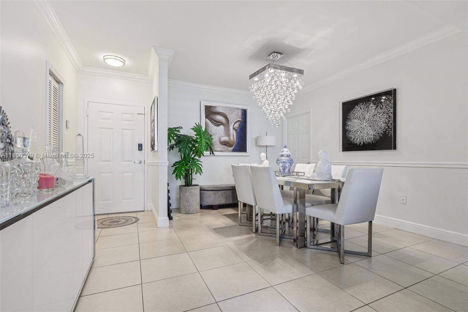 CATALONIA CONDO - Residential