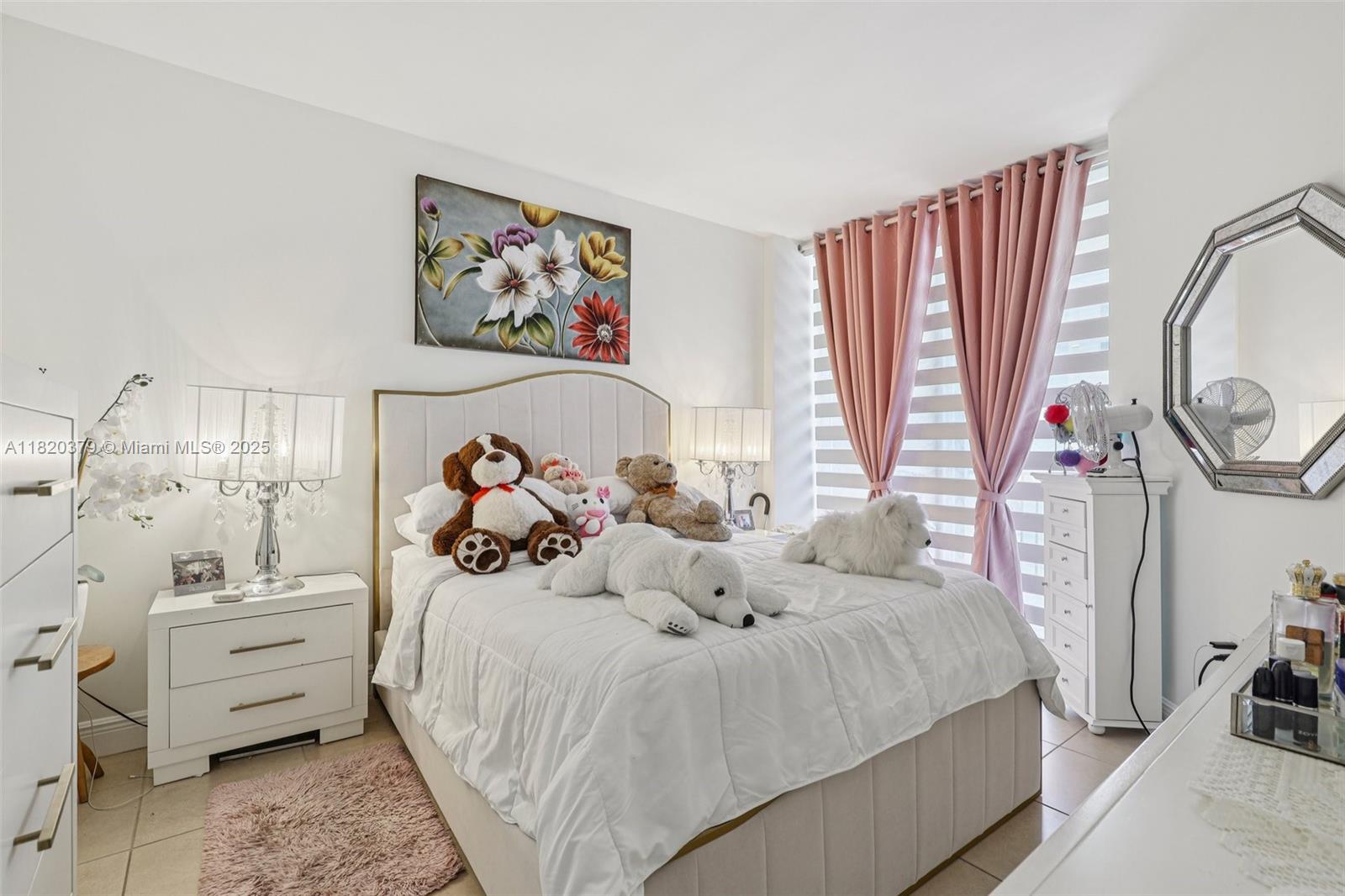 CATALONIA CONDO - Residential