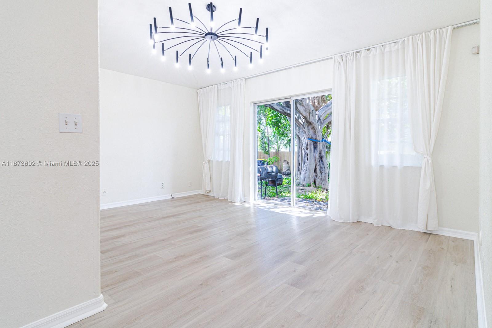 TOWN OF MODELO (DANIA) B- - Residential