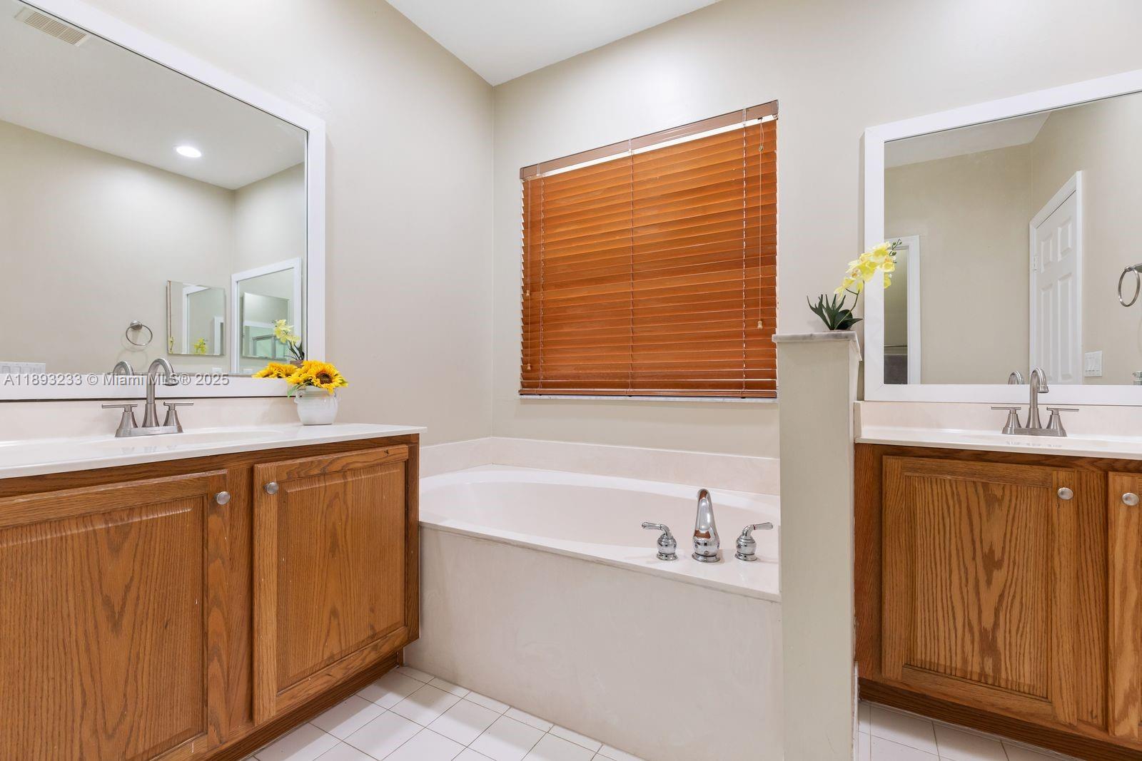 WALNUT CREEK REPLAT NO 1 - Residential