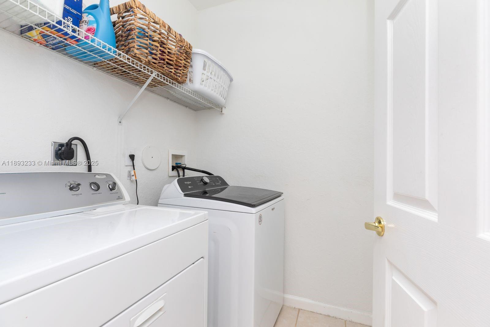 WALNUT CREEK REPLAT NO 1 - Residential