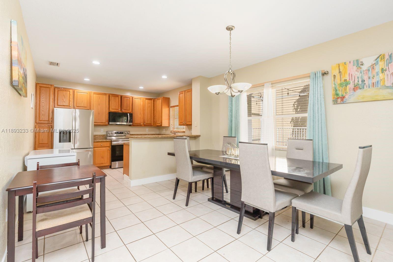 WALNUT CREEK REPLAT NO 1 - Residential