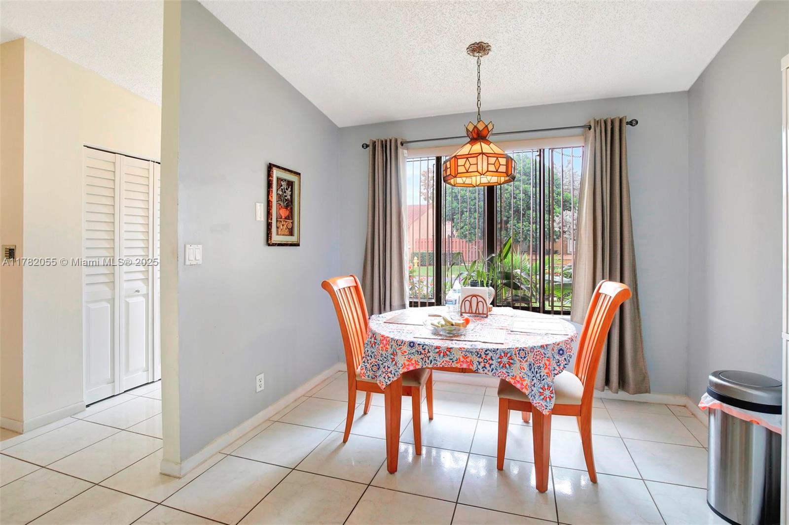 861 NW 79th Ter