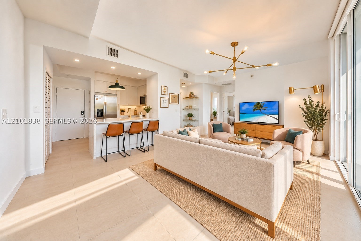 2020 Prairie Ave 404