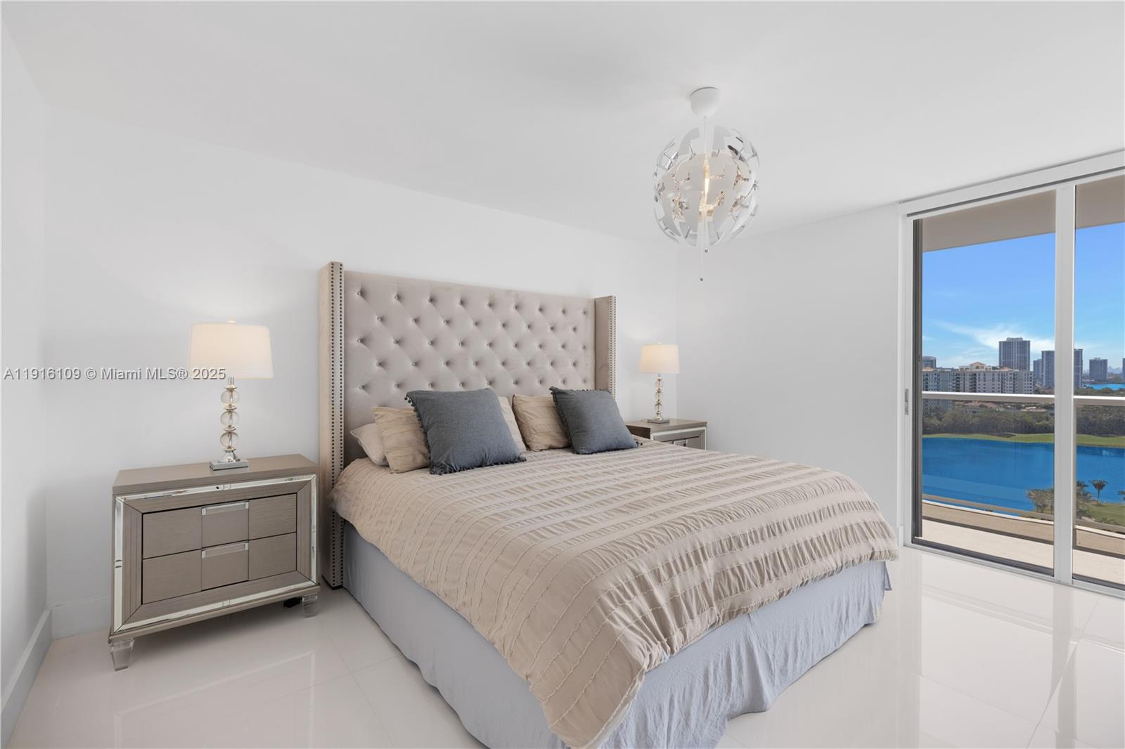 FLAMENCO CONDO TOWER I - Residential