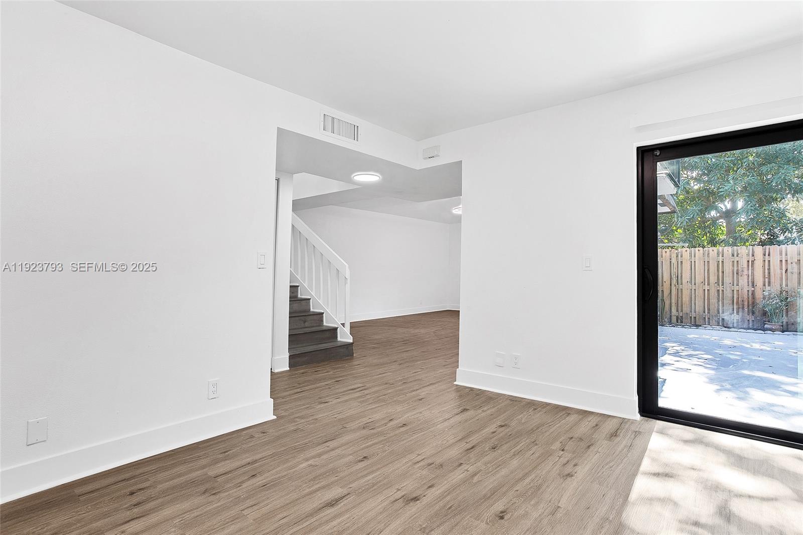 LAKE COLONY PH II - Residential Lease