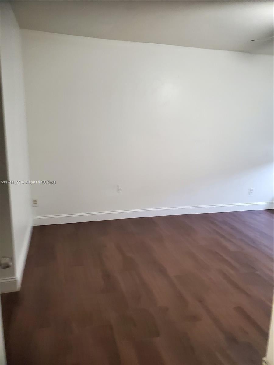 GREEN HILLS PARK WEST NO - Residential Lease