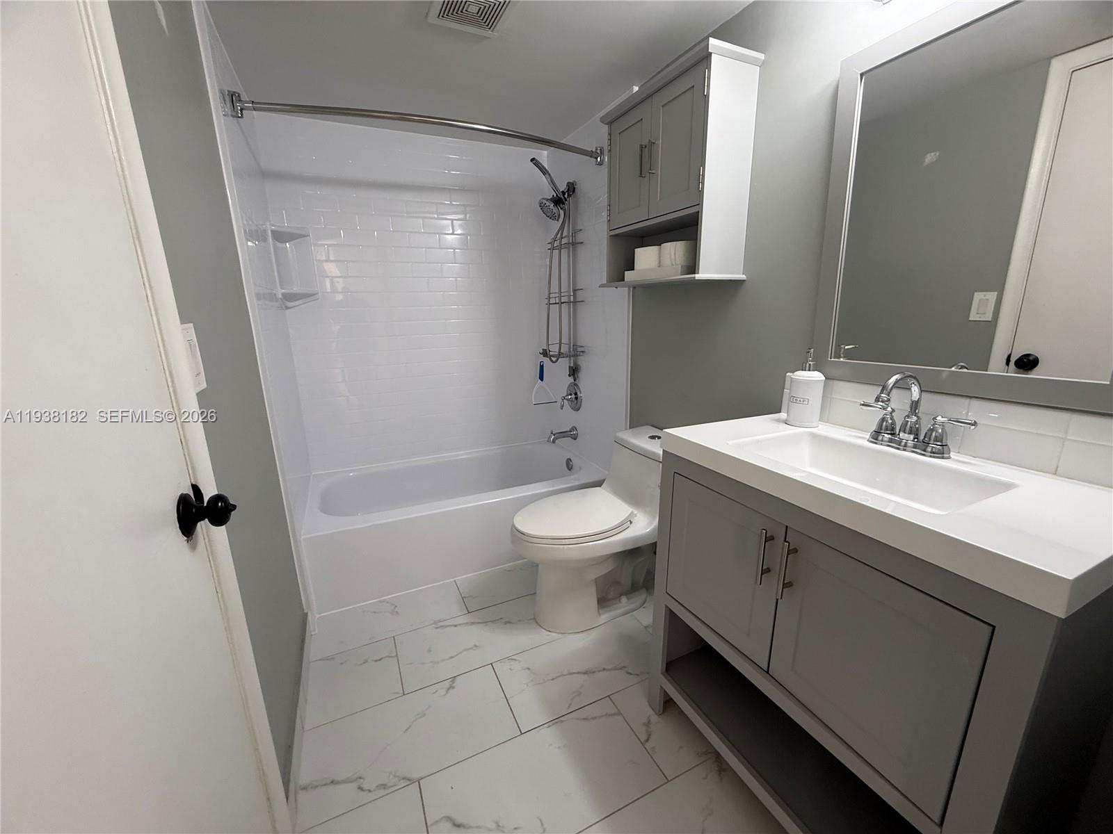 APPLE CREEK - Residential