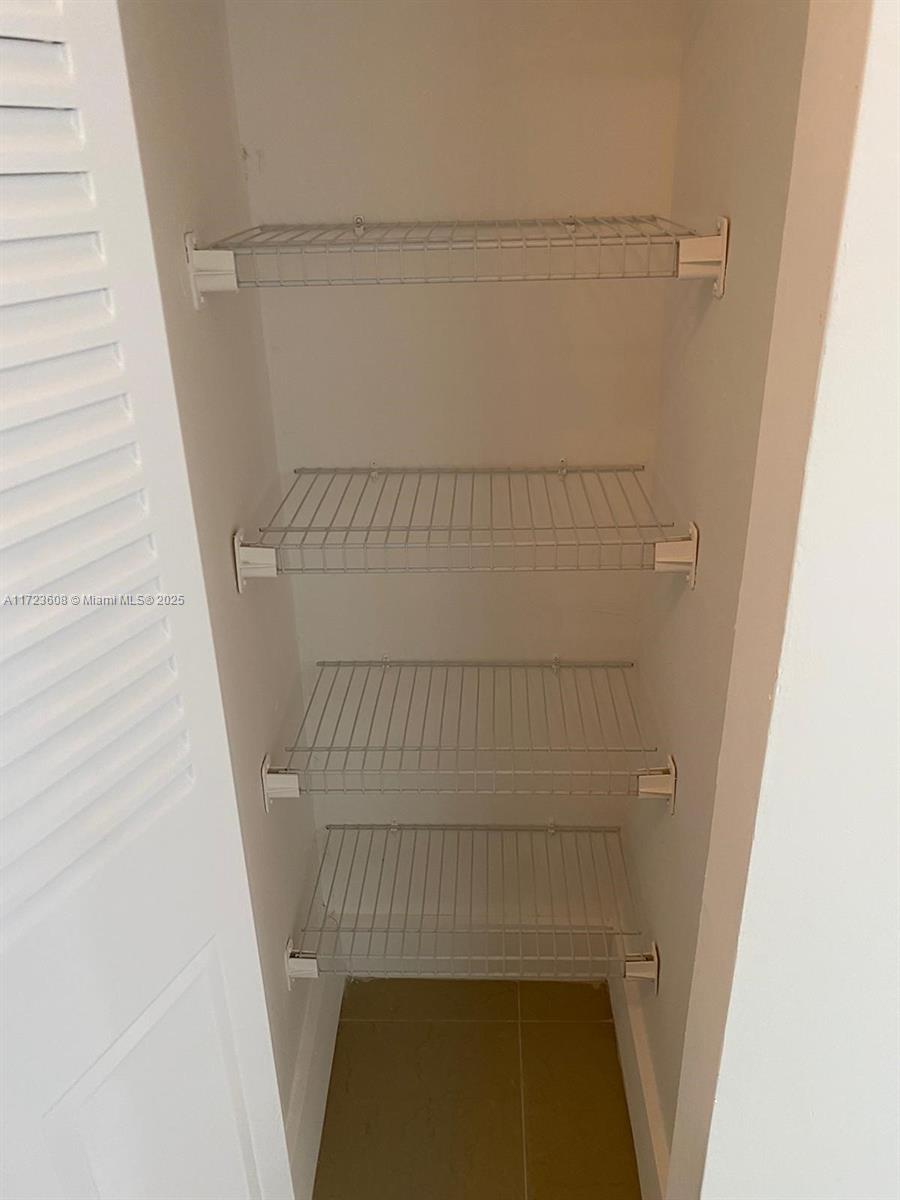 COURTYARDS OF BROWARD CON - Residential