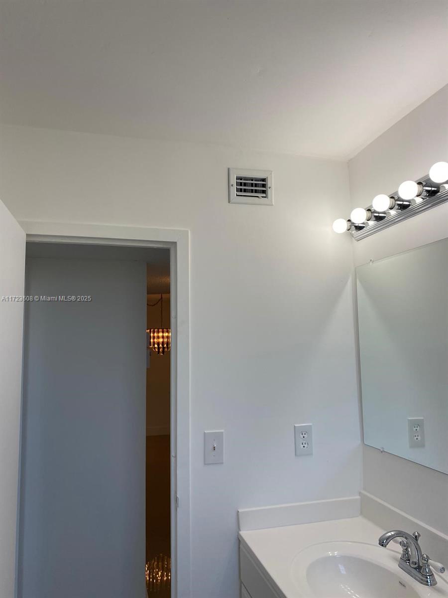 COURTYARDS OF BROWARD CON - Residential