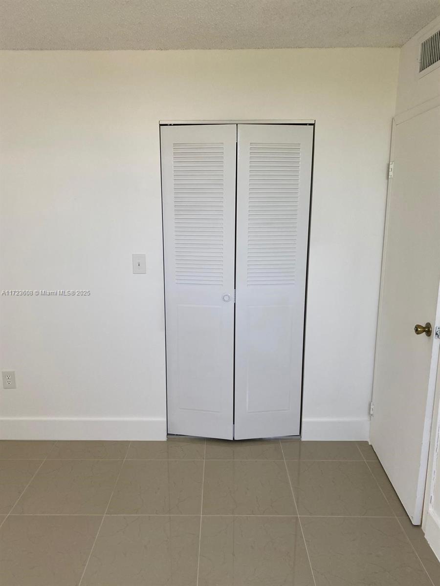 COURTYARDS OF BROWARD CON - Residential