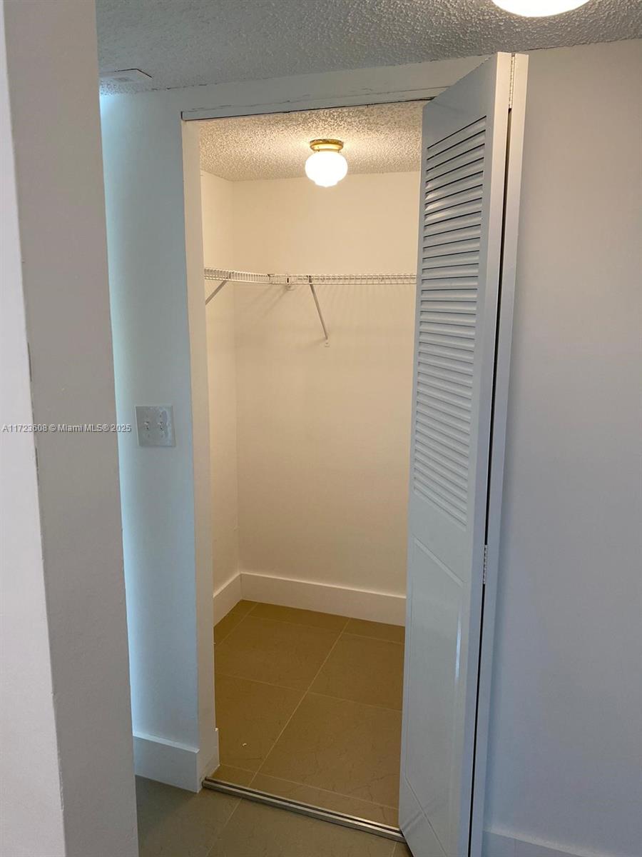 COURTYARDS OF BROWARD CON - Residential