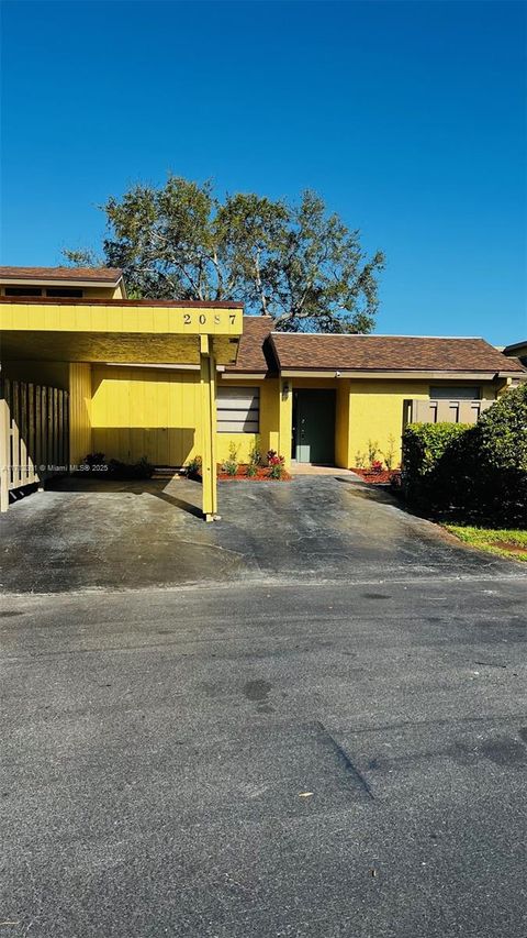 A home in Deerfield Beach