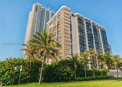 Photo of 6423 Collins Ave #1702, Miami Beach, FL 33141 (MLS # A12078507)