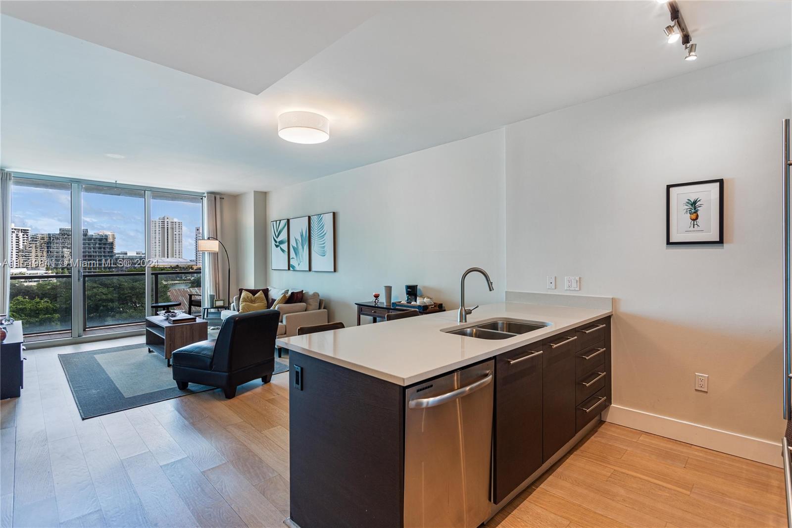 500 BRICKELL EAST CONDO - Residential Lease