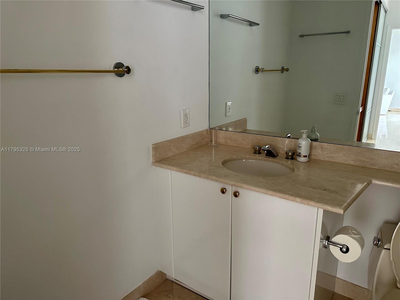 CLUB TOWER TWO CONDO - Residential Lease