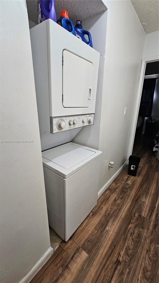 SORRENTO LAKES AT SUNRISE - Residential