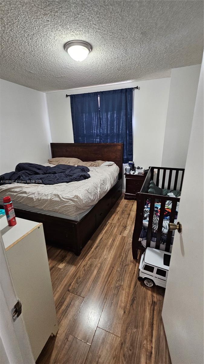 SORRENTO LAKES AT SUNRISE - Residential