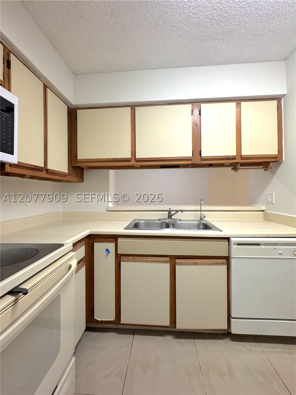 1265 SW 46th Ave 2201