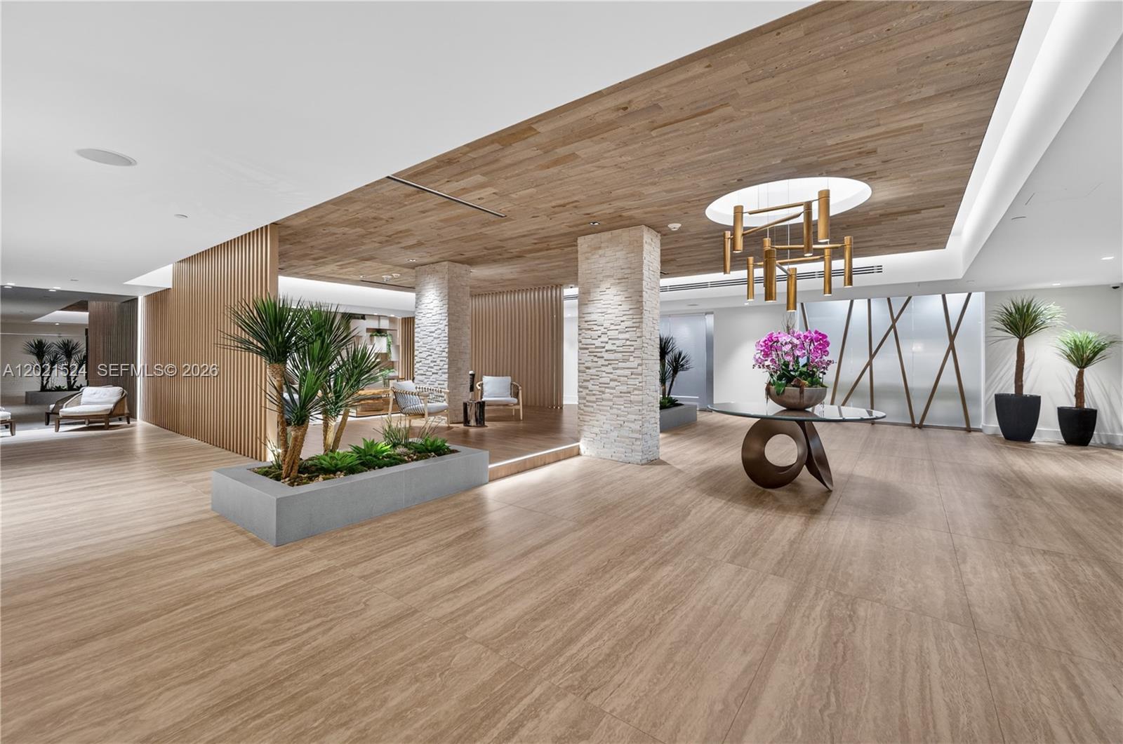 RONEY PALACE CONDO - Residential