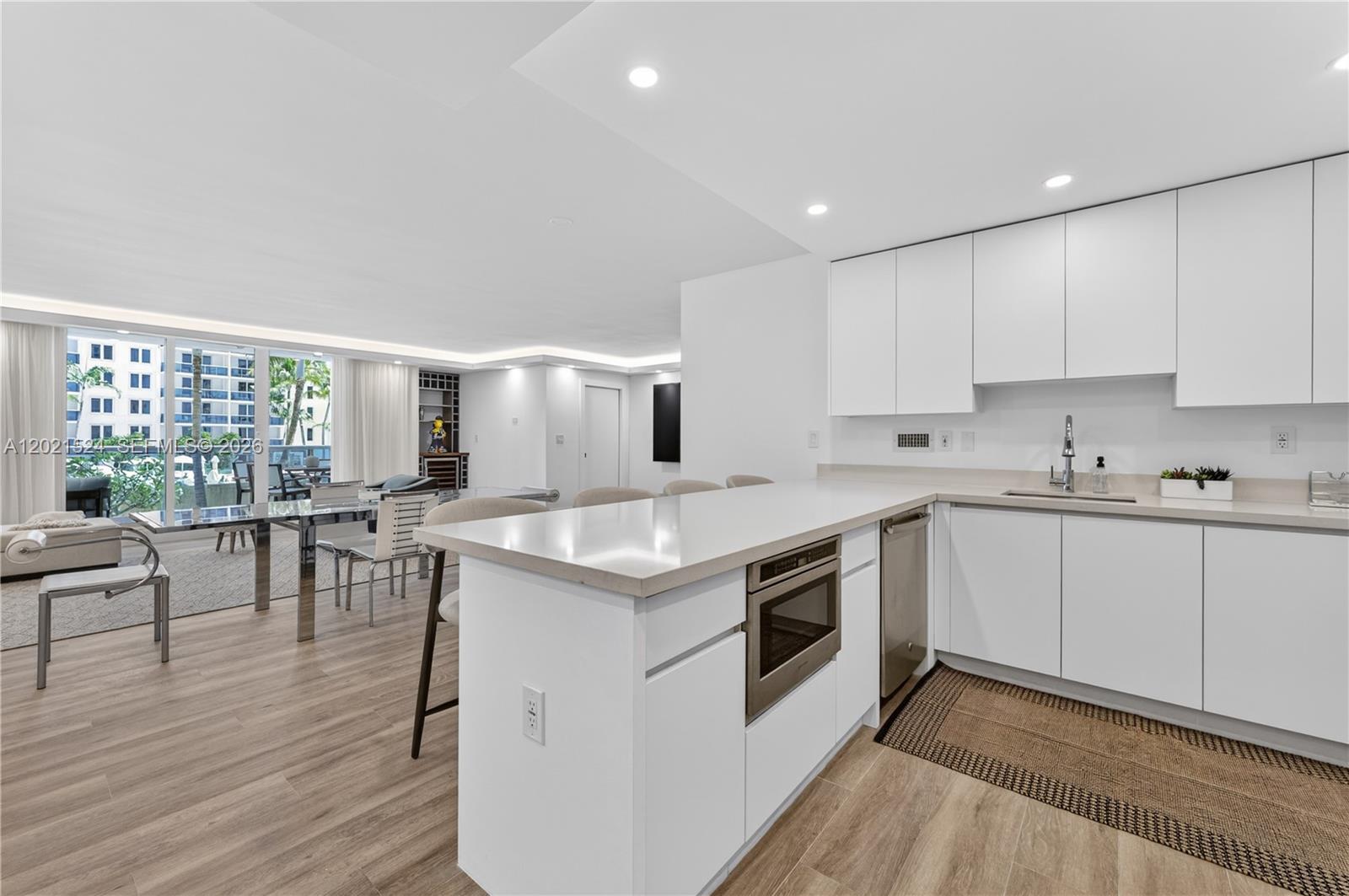 RONEY PALACE CONDO - Residential