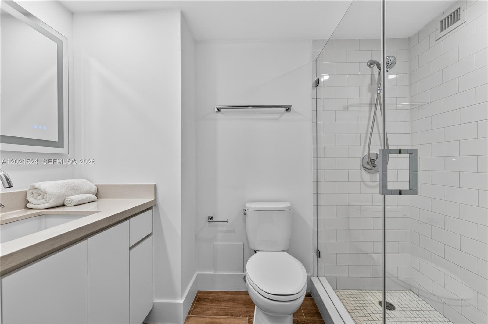 RONEY PALACE CONDO - Residential