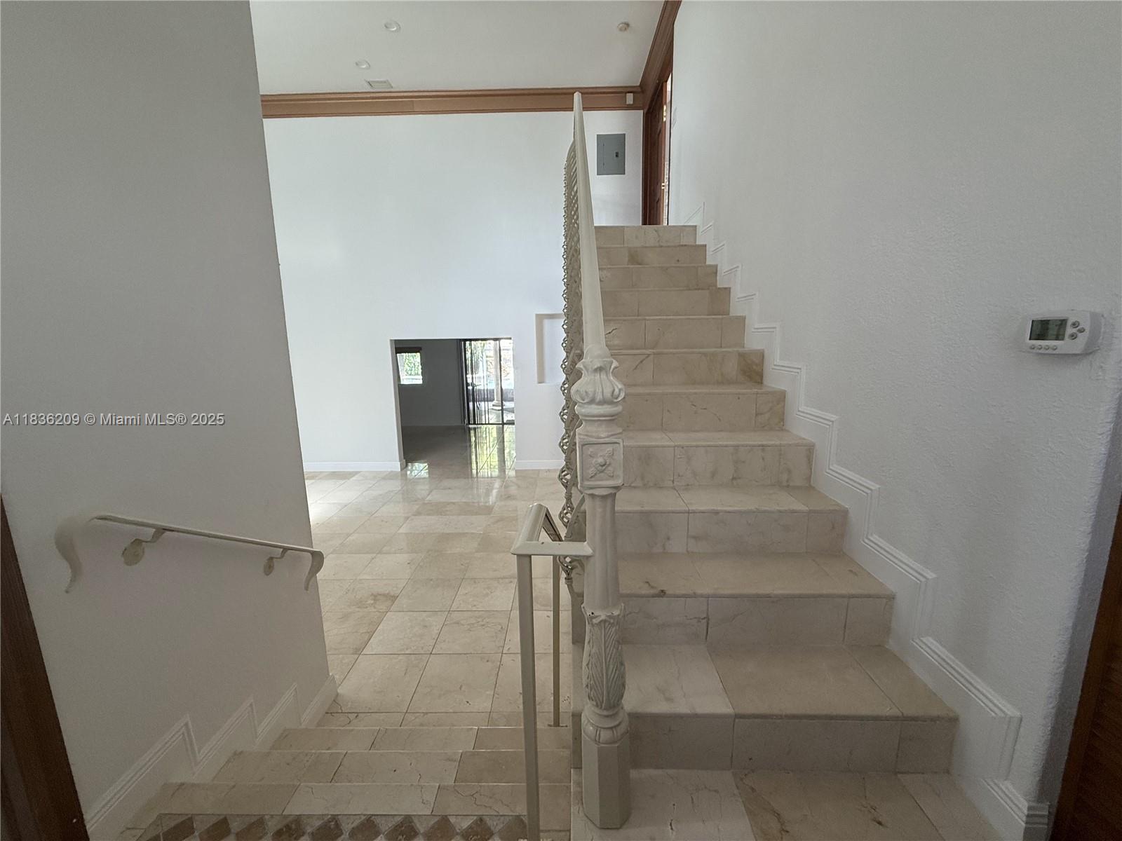 15051 SW 149th St, Miami, FL, 33196/$1,195,000 3 15051 SW 149th St