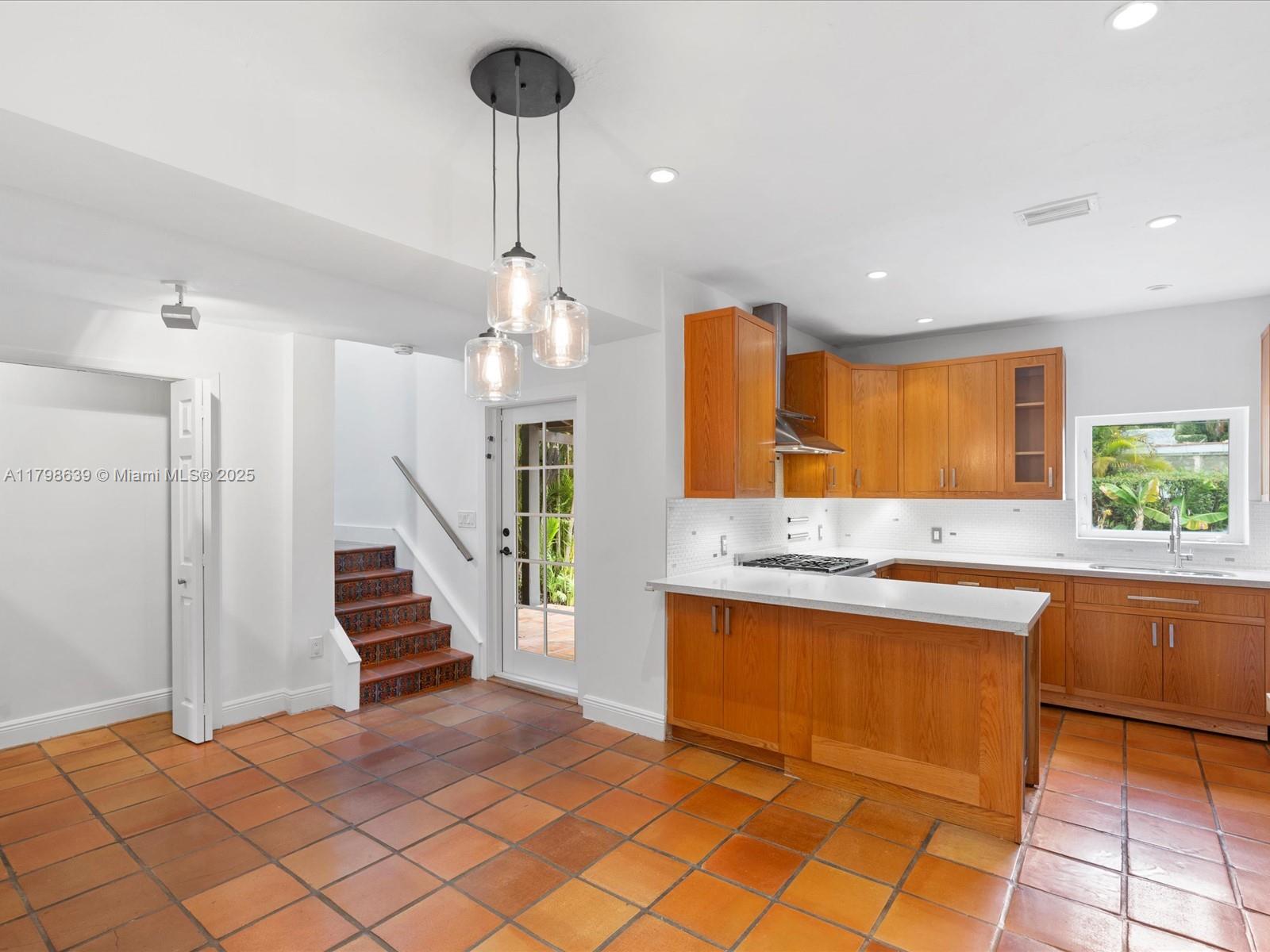 CORAL GABLES SEC C - Residential