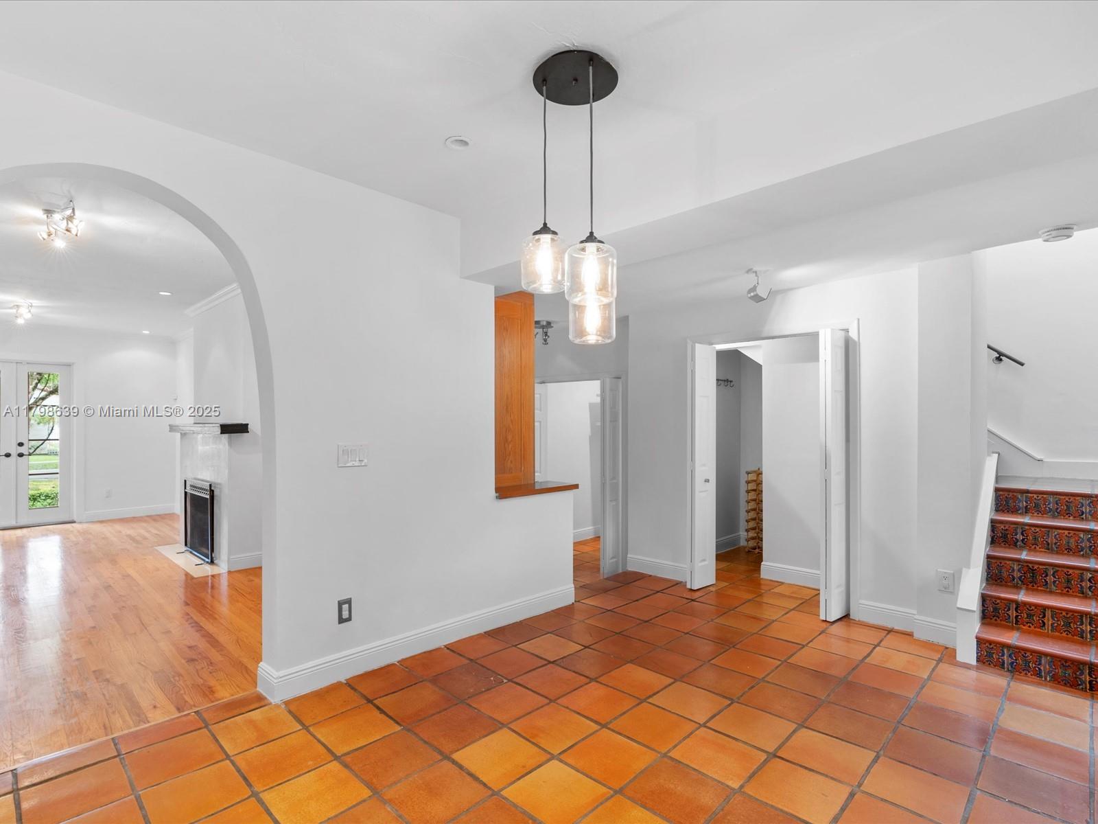 CORAL GABLES SEC C - Residential