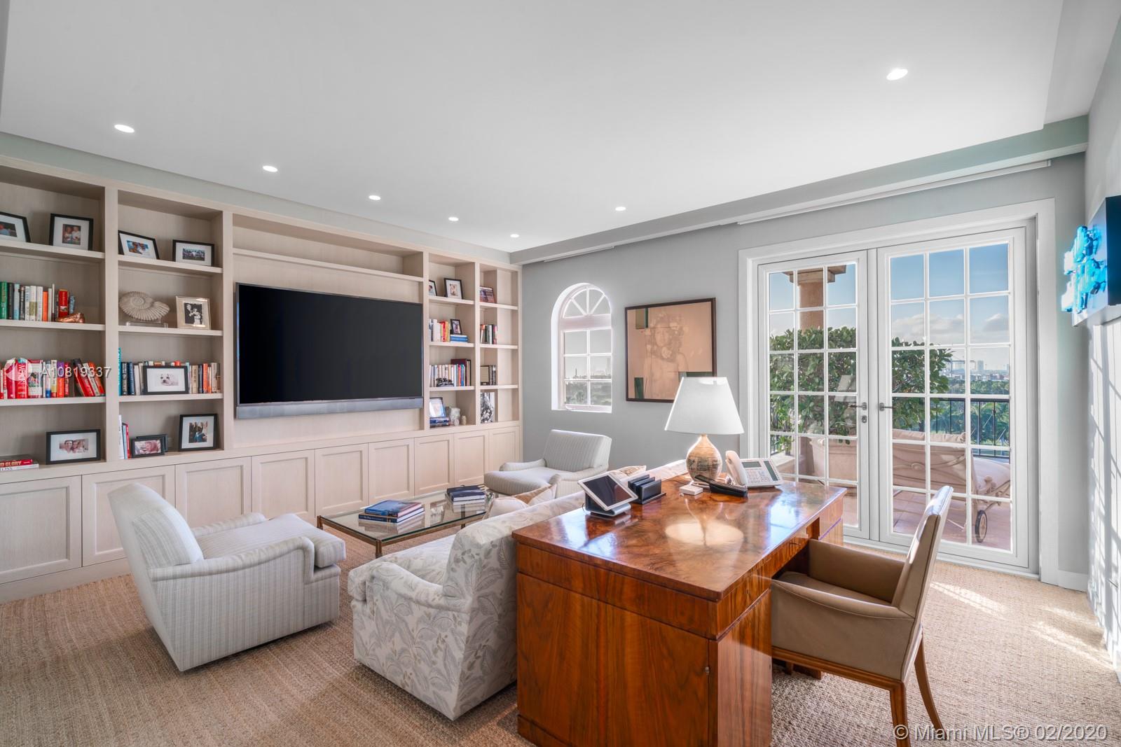 7600 OCEANSIDE AT FISHER - Residential