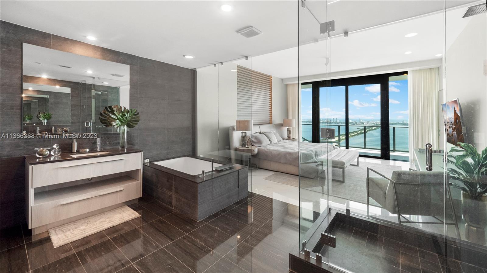 ONE PARAISO CONDO - Residential