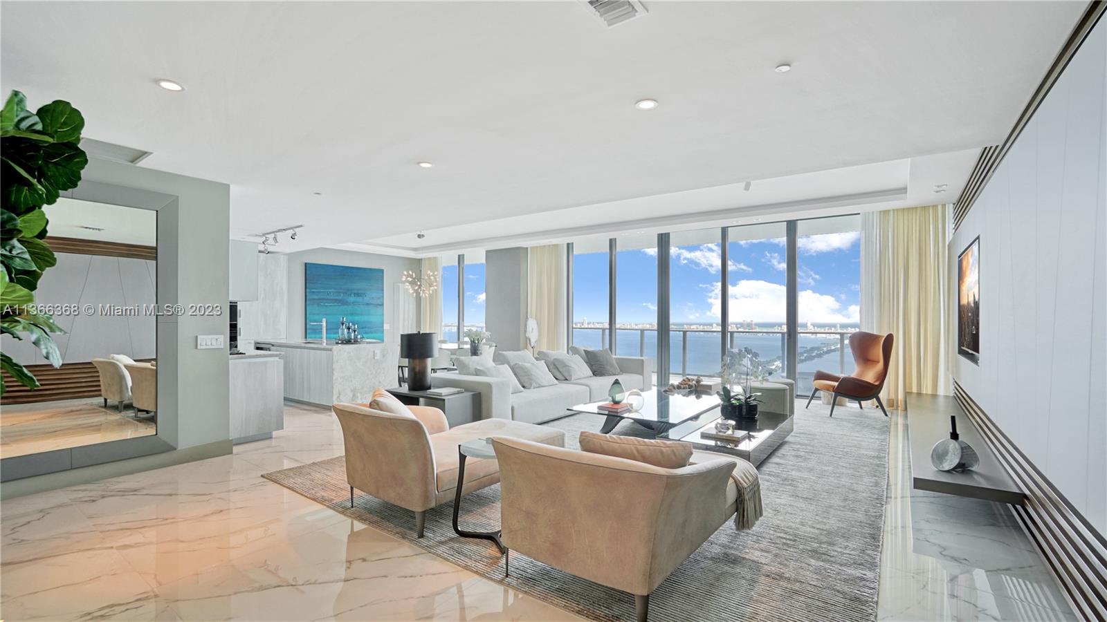 ONE PARAISO CONDO - Residential