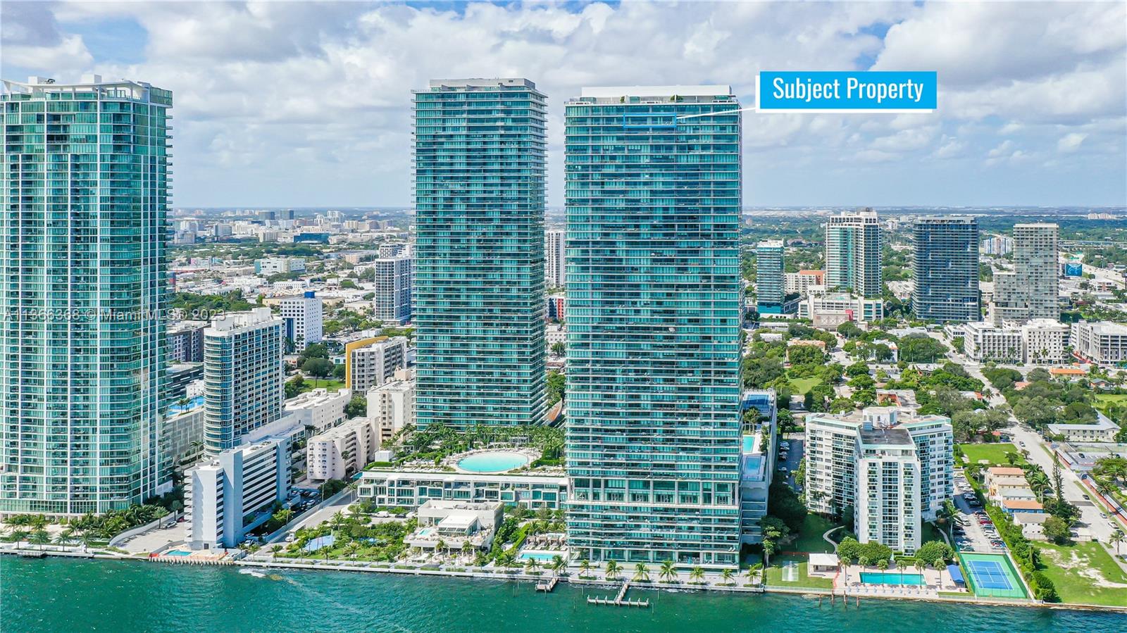 ONE PARAISO CONDO - Residential