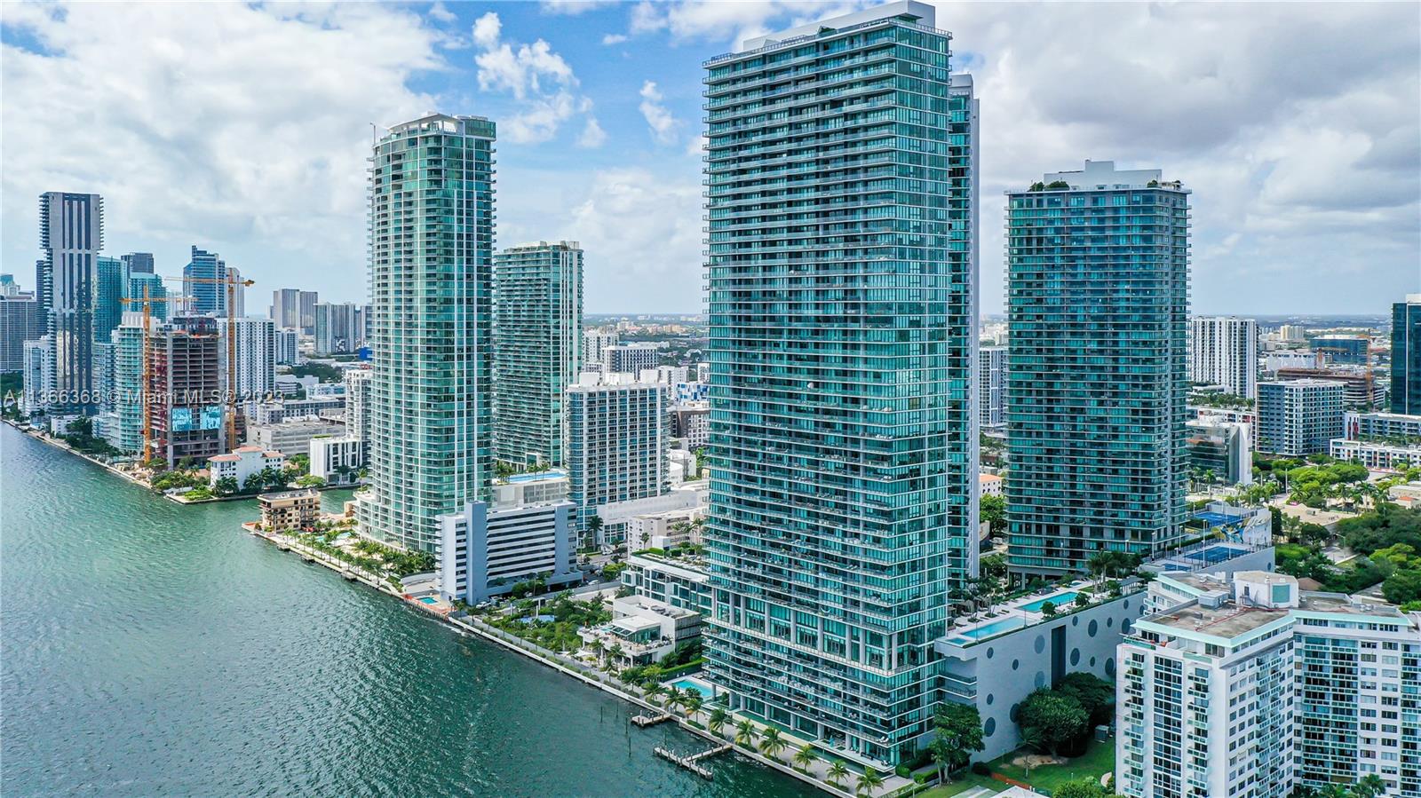 ONE PARAISO CONDO - Residential