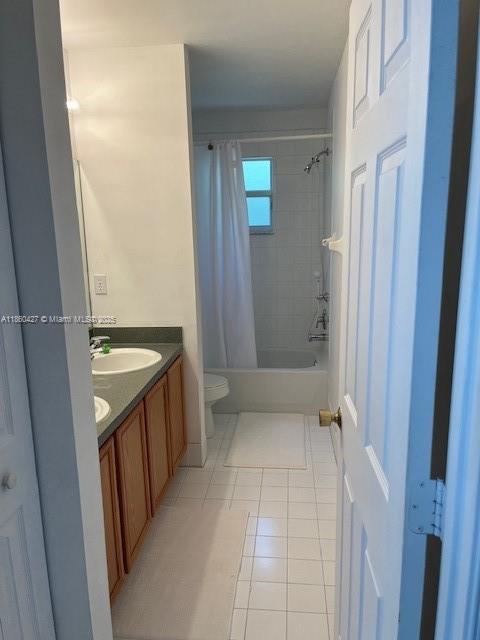 PALMBROOKE TOWNHOMES - Residential Lease