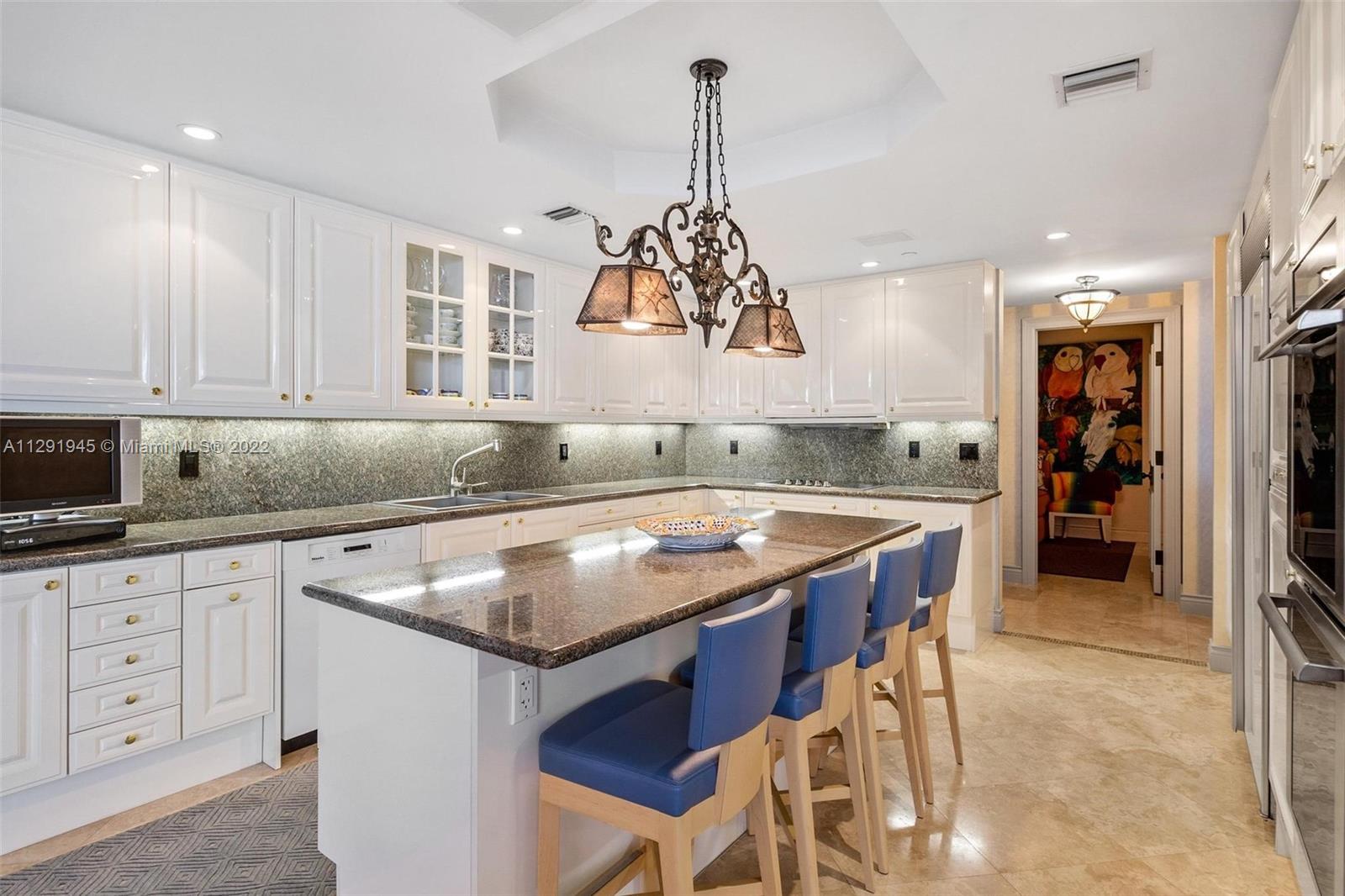 GRAND BAY TOWER CONDO - Residential