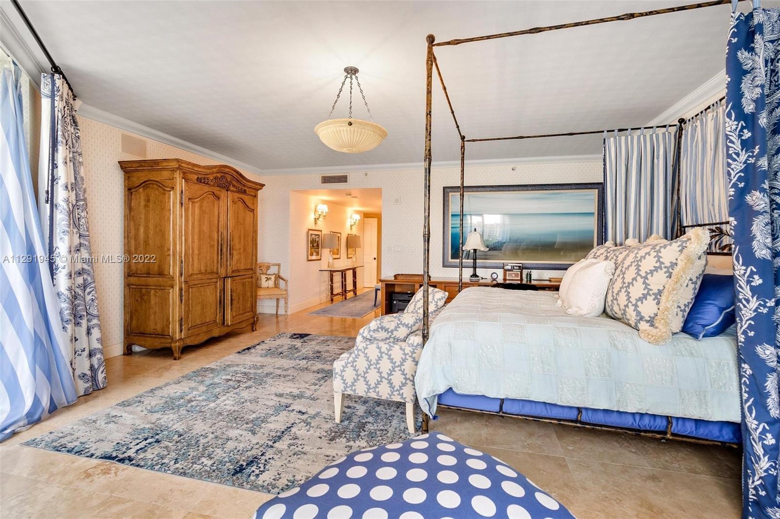 GRAND BAY TOWER CONDO - Residential